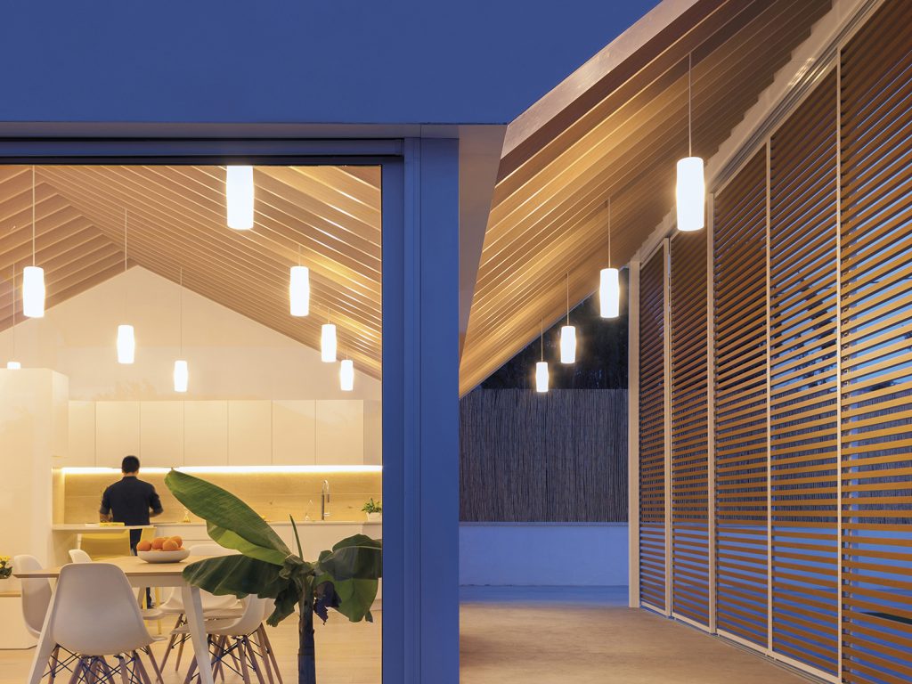 Puertas correderas de vidrio inspiración para mentes creativas